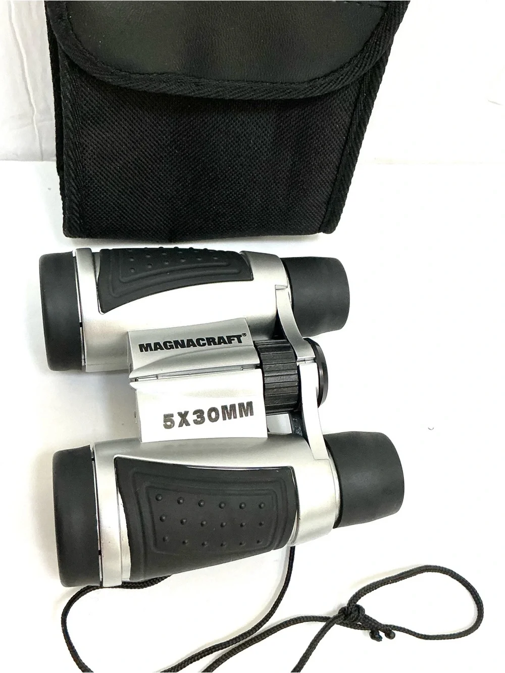 MAGNACRAFT 5×30 BINOCULARS in Silver and Black with Carry Case